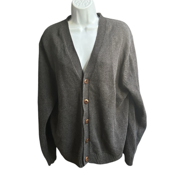 Men's L.L. Bean Gray Cardigan Sweater - Picture 1 of 5